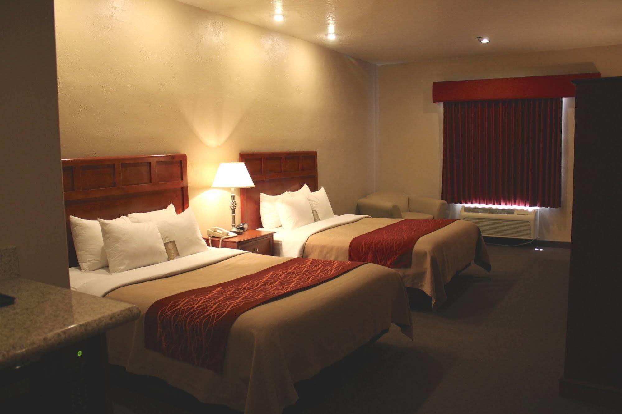 Comfort Inn At Convention Center Saint George מראה חיצוני תמונה